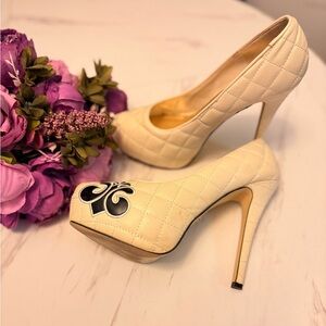 Beyonce’s House of Dereon Cream High Heels